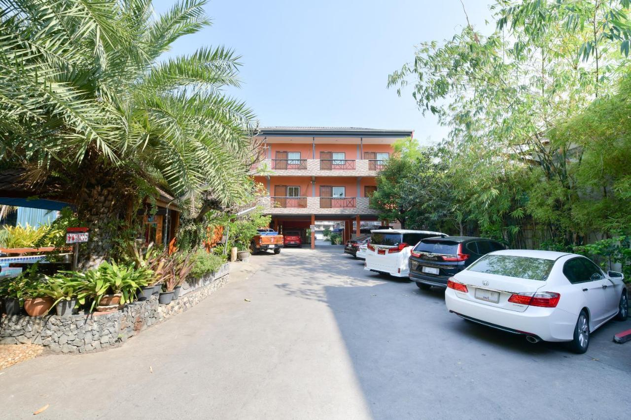 Oyo 549 Maesri Resort Pattaya Eksteriør bilde