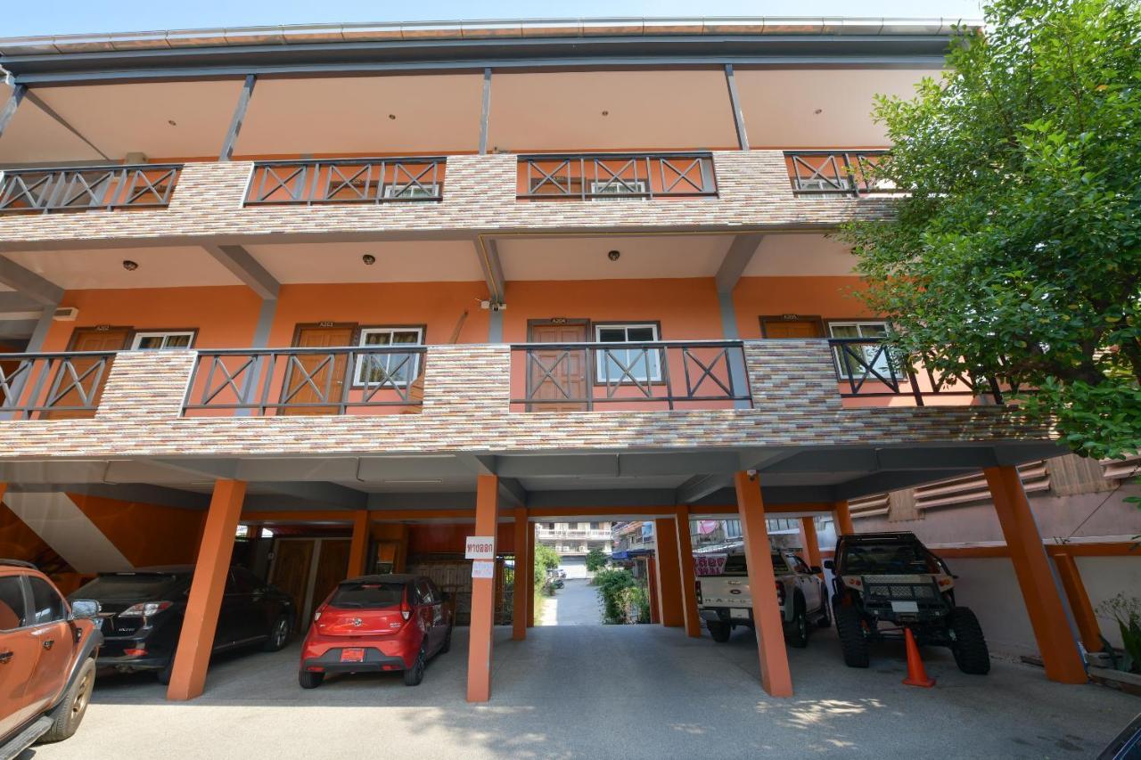 Oyo 549 Maesri Resort Pattaya Eksteriør bilde